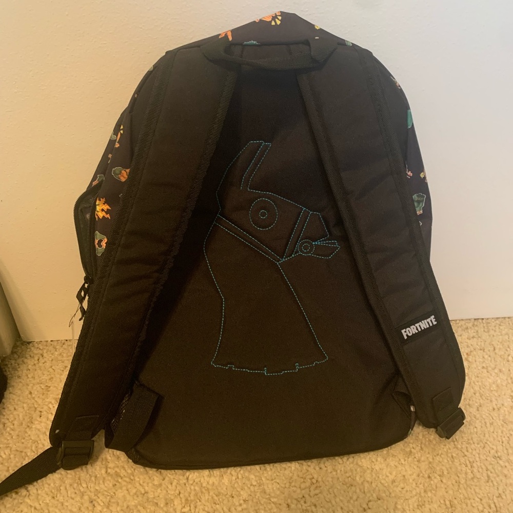 Unisex Kids Cool Fortnite backpack - Picture 5 of 8